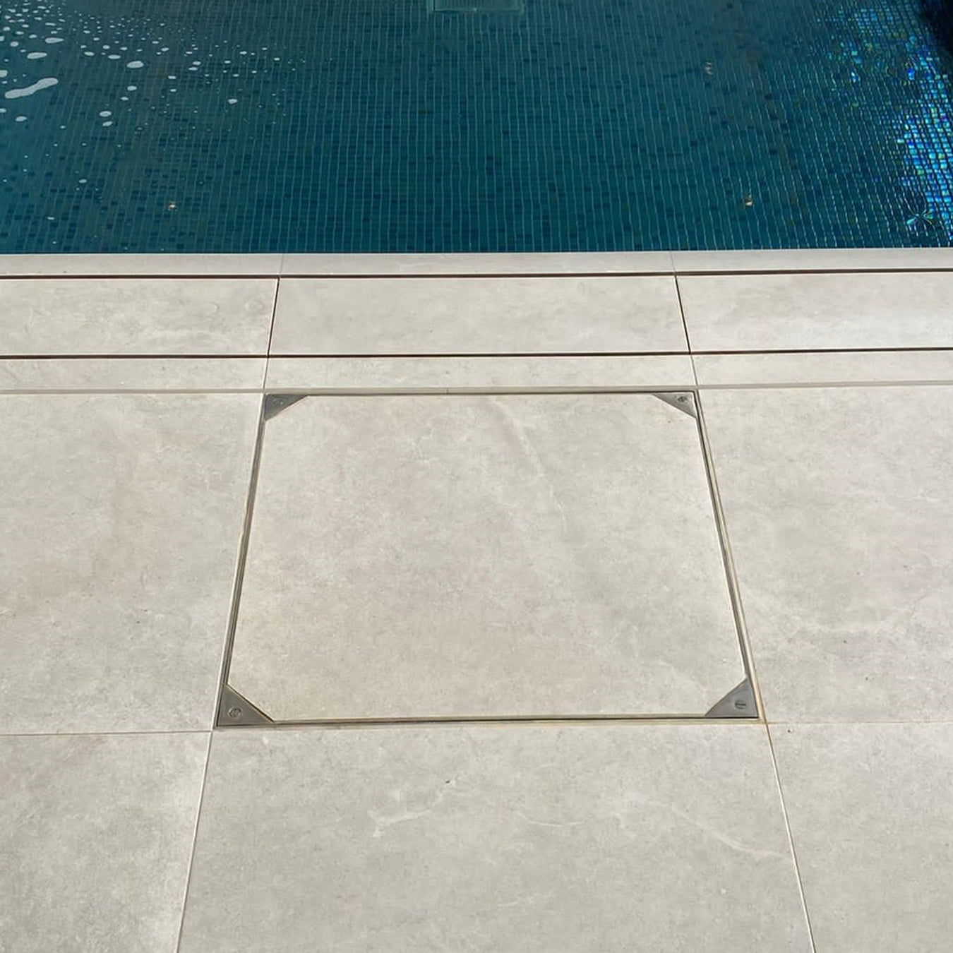Stainless Steel Manhole Covers