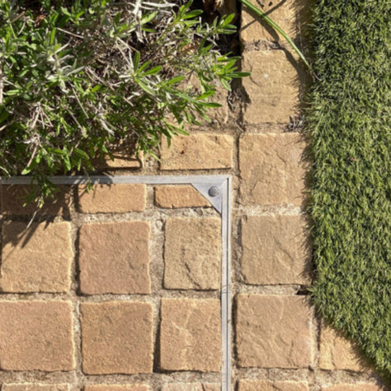 Triple Sealed Aluminium Recessed Covers