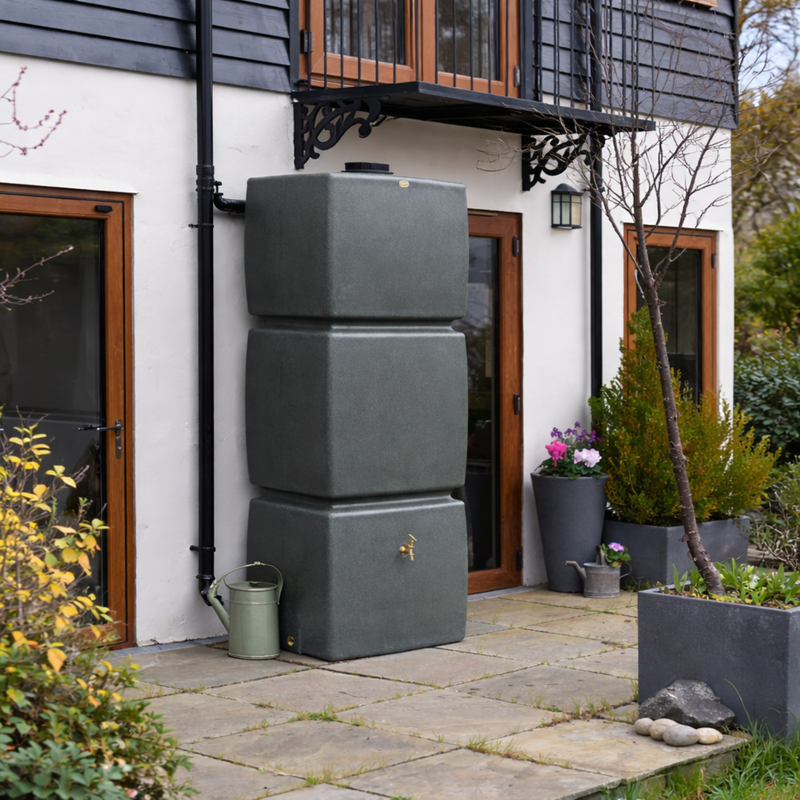 825L Pillar Water Butt - Slim Space-Saving Rainwater Tank Durable Garden Water Storage