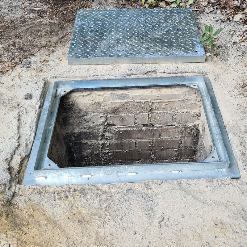 450 x 450mm Opening Solid Top Cover